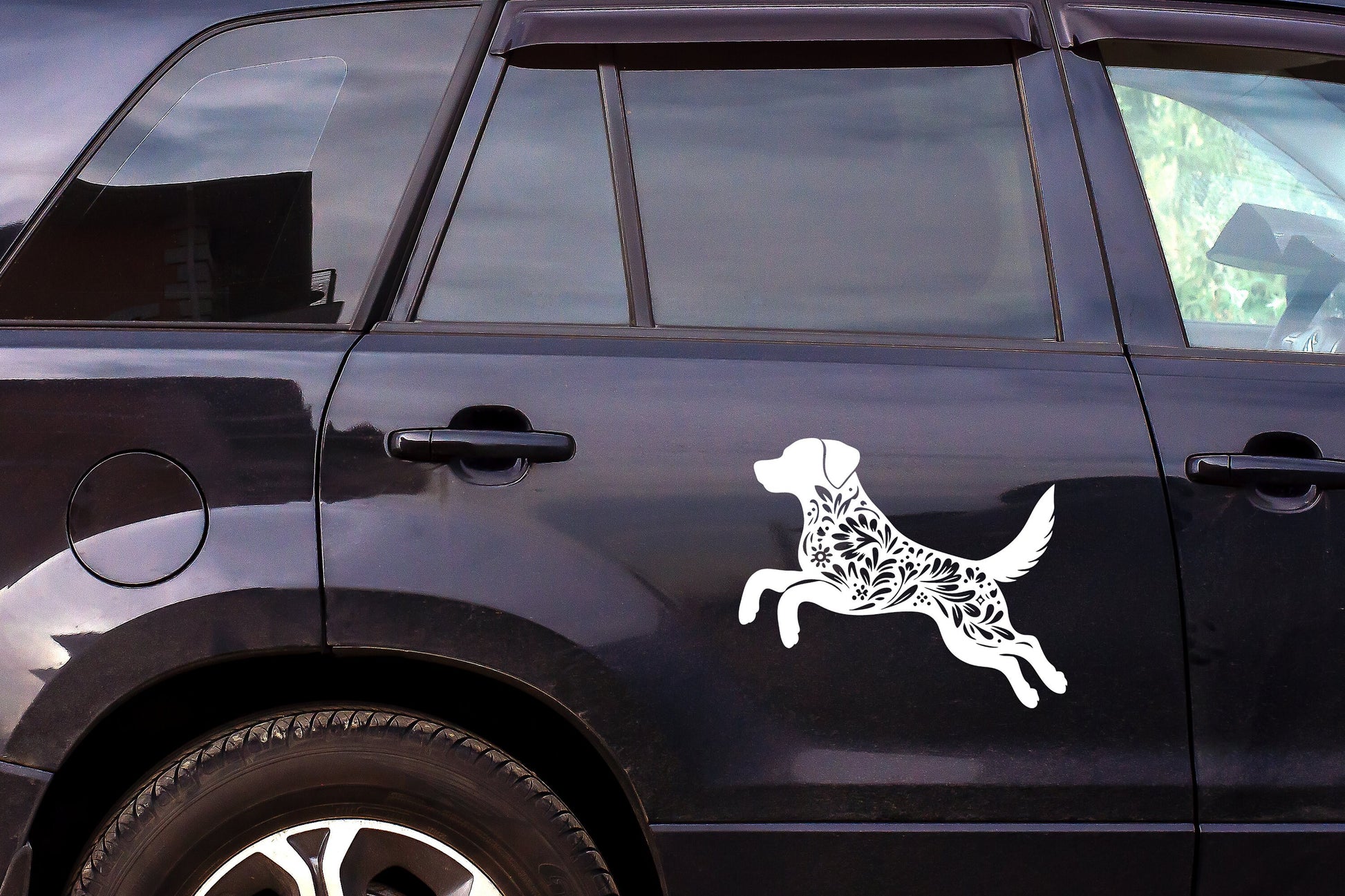 Dog On Board Vinyl Car Decal Labrador Bumper Sticker Rear Window